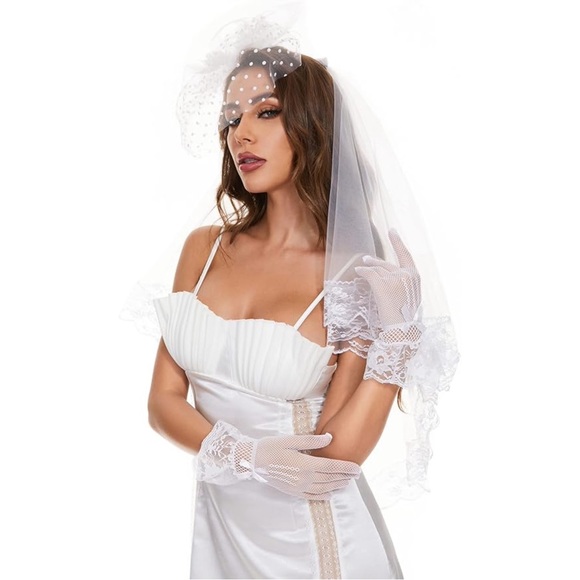 New Vintage Fascinator Hat Feather Mesh Veil and Short Lace Gloves - Picture 4 of 5